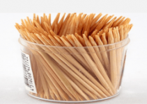How Use Of Toothpick Is Harmful To Oral Health
